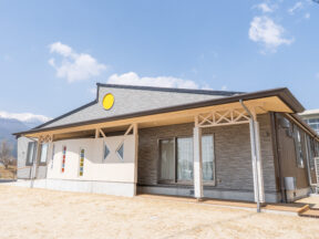 R7年度　飯島町子ども第三の居場所建設工事